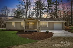 1416 Howard Gap Loop Rd, Flat Rock, NC 28731 - Photo 1