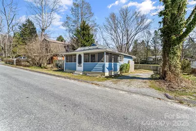 703 Miami Terrace, Hendersonville, NC 28791 - Photo 1