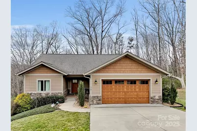 178 Sapphire Place, Clyde, NC 28721 - Photo 1