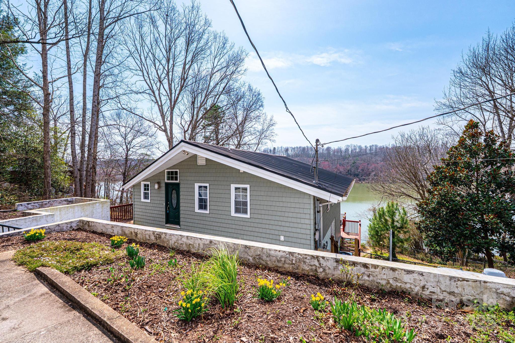 4846 Midway Sand Rd, Hickory, NC 28601 - MLS 4235091 - Coldwell Banker