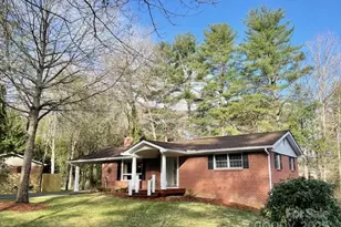 19 Robert E Lee Dr, Flat Rock, NC 28731 - Photo 1