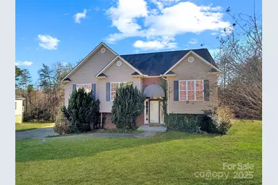 9530 Driftwood Court, Hickory, NC 28601 - Photo 1