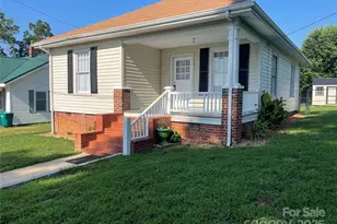 915 Spruce St, Albemarle, NC 28001 - Photo 1