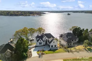 7116 Topsail Cir, Tega Cay, SC 29708 - Photo 1