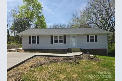 211 W Roswell Street, Troy, NC 27371 - Photo 1