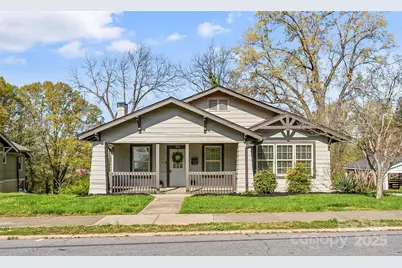 306 7th Street SW, Hickory, NC 28602 - Photo 1