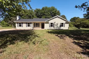 4700 Misty Hill Ln, Gastonia, NC 28056 - Photo 1