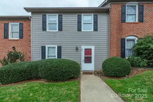 30 Sleepy Hollow Ln, Swannanoa, NC 28778 - Photo 1