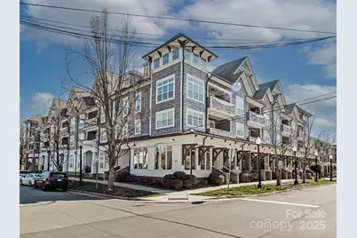 301 E Tremont Avenue, Charlotte, NC 28203 - Photo 1