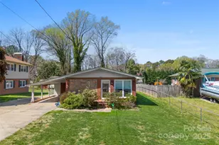 207 N Sims St, Kings Mountain, NC 28086 - Photo 1