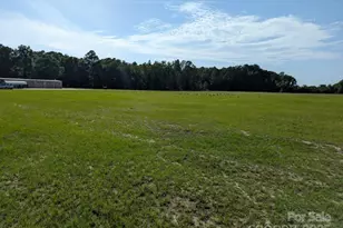 2128 N Fifth St, Hartsville, SC 29550 - Photo 1