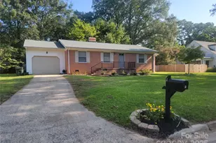 4 Hillcrest Dr, York, SC 29745 - Photo 1