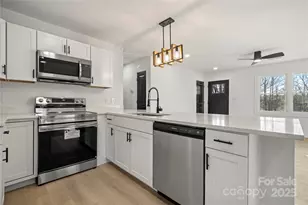 2120 Greenoak Dr, Shelby, NC 28152 - Photo 1