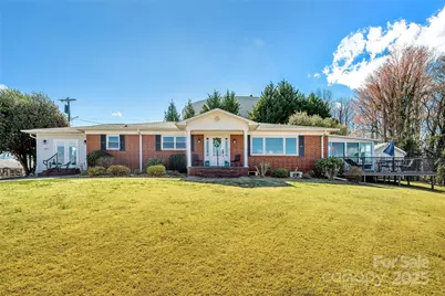 100 Summit Street, Marion, NC 28752 - Photo 1