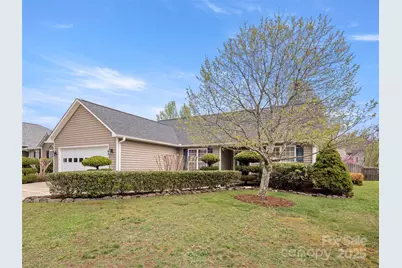 135 S Sunberry Trail, Fletcher, NC 28732 - Photo 1