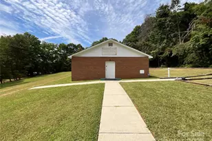 3540 Prospect Dr, Winston Salem, NC 27105 - Photo 1