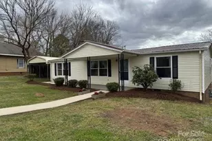 1628 B Ave SE, Hickory, NC 28602 - Photo 1