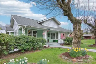 21 Henry Dr, Clyde, NC 28721 - Photo 1