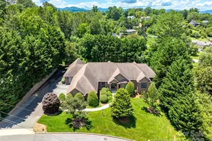 5 Reynolds Pl, Asheville, NC 28804 - Photo 1