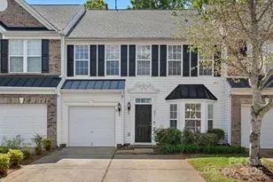 831 Daly Cir, Fort Mill, SC 29715 - Photo 1