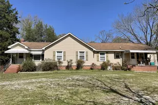 215 Old Dixie Rd, Lancaster, SC 29720 - Photo 1