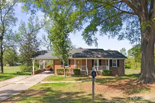 1337 Eastside Ave, Albemarle, NC 28001 - Photo 1