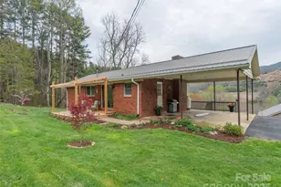 440 Big Cove Rd, Waynesville, NC 28786 - Photo 1