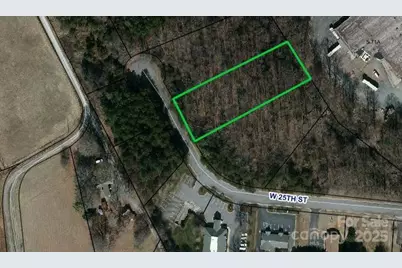 880 W 25th Street, Newton, NC 28658 - Photo 1