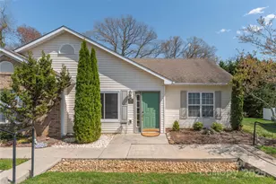 104 Kerlee St, Black Mountain, NC 28711 - Photo 1