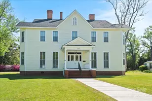 131 S Jordan St, Bennettsville, SC 29512 - Photo 1