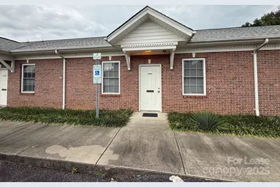 2009 Frye Avenue, Hickory, NC 28602 - Photo 1