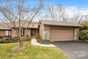 16 Ridgeview Dr, Asheville, NC 28804 - Photo 1