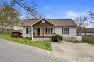 134 W Newberry Dr, Fletcher, NC 28732 - Photo 1