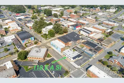 110 E A Street, Newton, NC 28658 - Photo 1