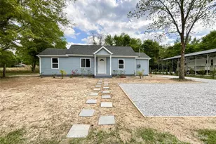 171 3 Cs Rd, Kershaw, SC 29067 - Photo 1