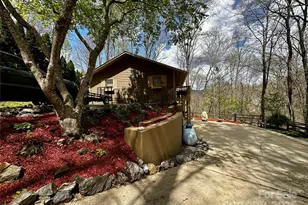 45 Pinecrest Dr, Franklin, NC 28734 - Photo 1