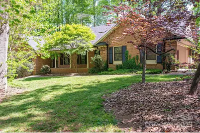 1058 General Hoke Drive, Lincolnton, NC 28092 - Photo 1