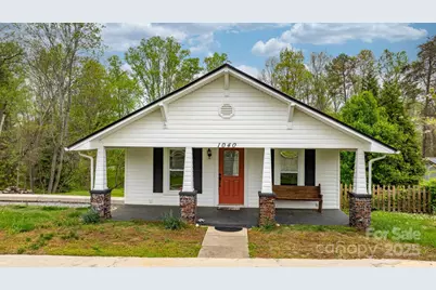 1040 Orchard Street SW, Valdese, NC 28690 - Photo 1