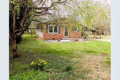 106 Pinetree Drive, Black Mountain, NC 28711 - Photo 1