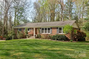 215 Shannon Rd, Hendersonville, NC 28791 - Photo 1