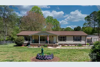 2003 Cape Hickory Cutoff Road, Hickory, NC 28601 - Photo 1