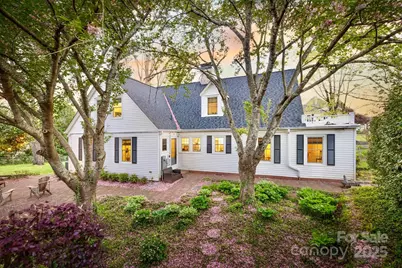 203 Norwood Street SW, Lenoir, NC 28645 - Photo 1