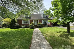 404 S Mulberry St, Cherryville, NC 28021 - Photo 1