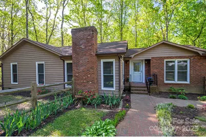 211 W Tennessee Avenue, Bessemer City, NC 28016 - Photo 1