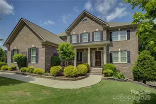 16519 Flintrock Falls Ln, Charlotte, NC 28278 - Photo 1