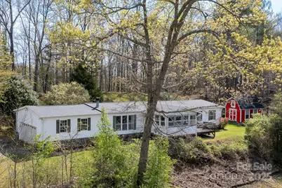 89 Mount Airy Road, Marshall, NC 28753 - Photo 1