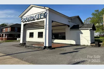 302 N Aspen Street, Lincolnton, NC 28092 - Photo 1