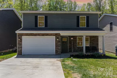 1336 26th Avenue NE, Hickory, NC 28601 - Photo 1