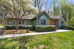 151 Canaan Dr, Candler, NC 28715 - Photo 1