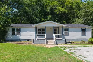 141 Lewis St, Mount Gilead, NC 27306 - Photo 1